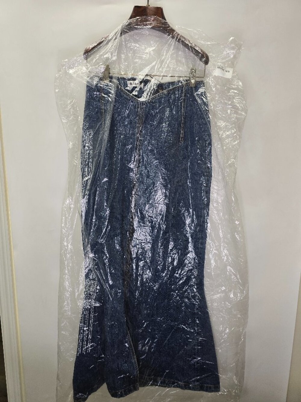 Bally woman's denim midi skirt size us28